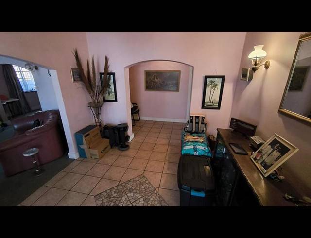 3 BEDROOM HOUSE FOR SALE IN THE HILL